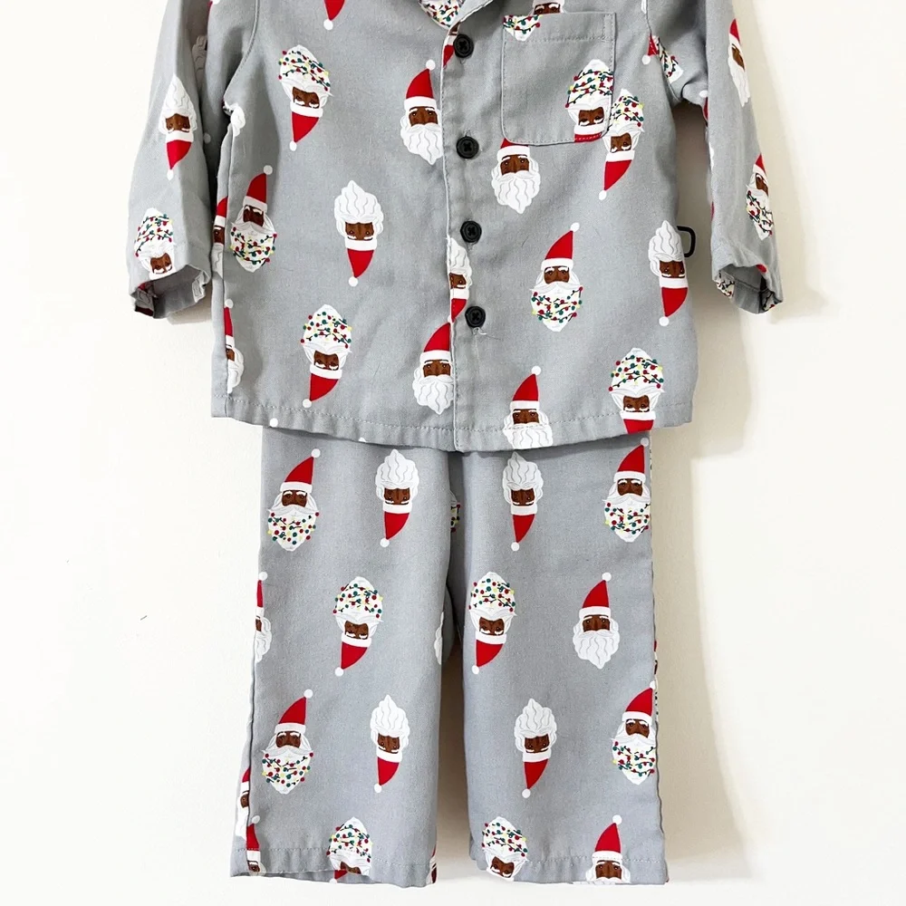 Old Navy Unisex Holiday-Print Santa Walnut Pajama Set Size 12-18 Months - Picture 3 of 11